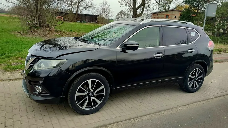 NISSAN X-Trail -