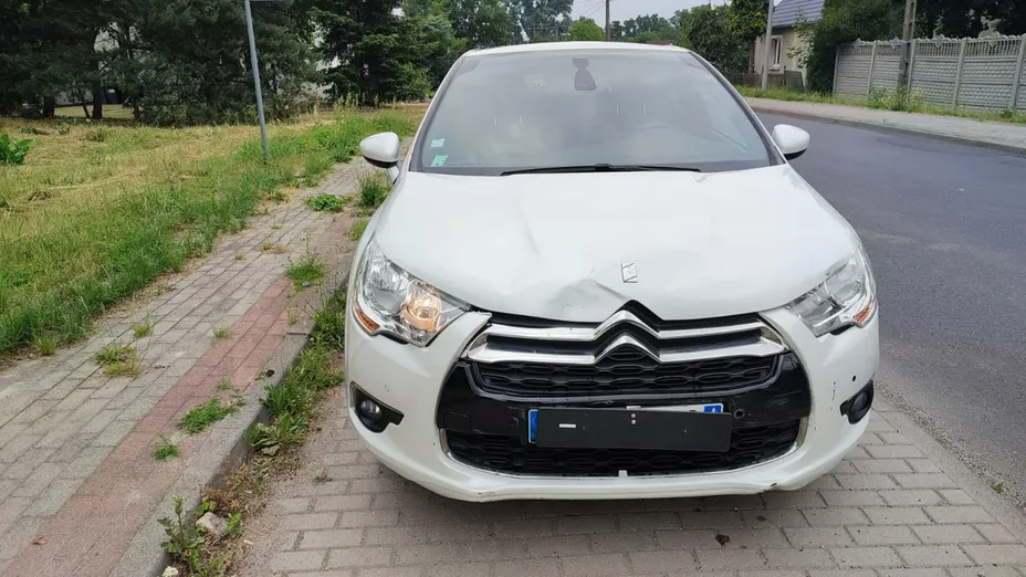 CITROEN DS4 -