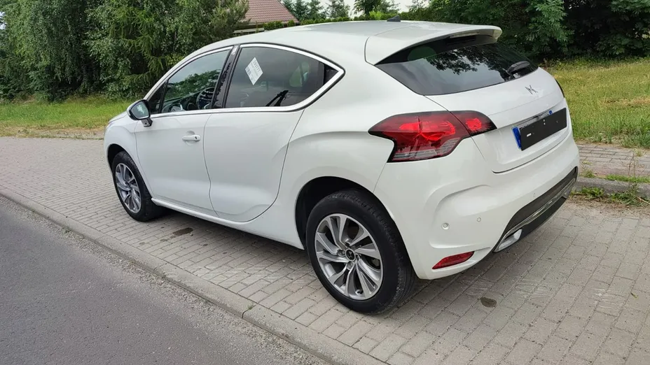 CITROEN DS4 -
