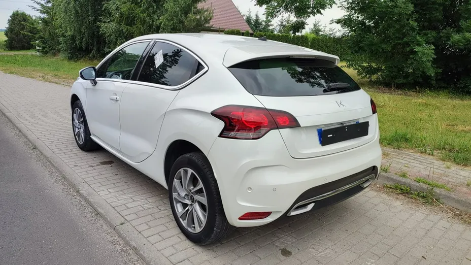 CITROEN DS4 -