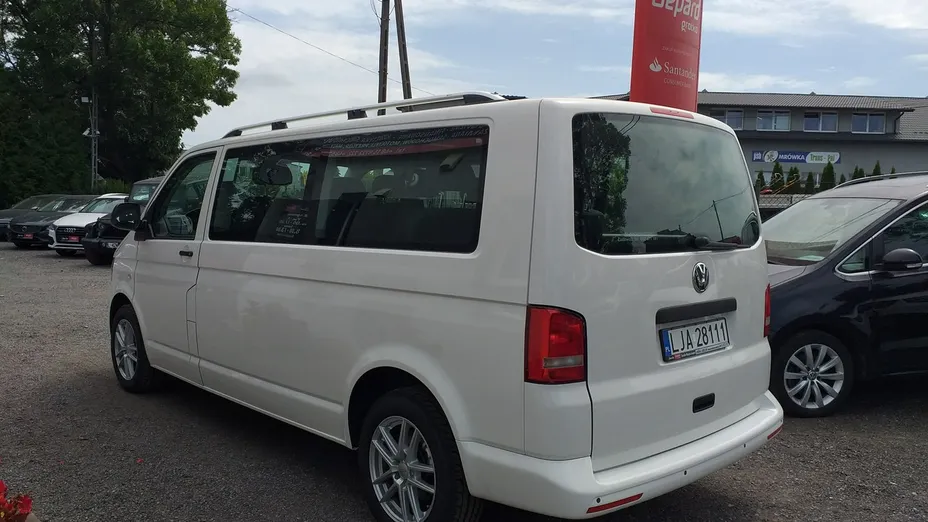 VOLKSWAGEN Caravelle -