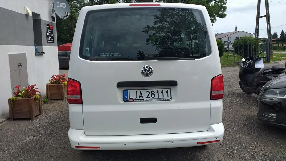 VOLKSWAGEN Caravelle -