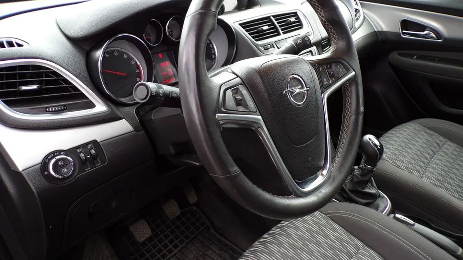 OPEL Mokka -