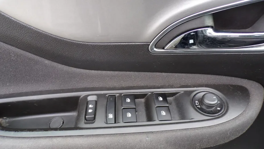 OPEL Mokka -