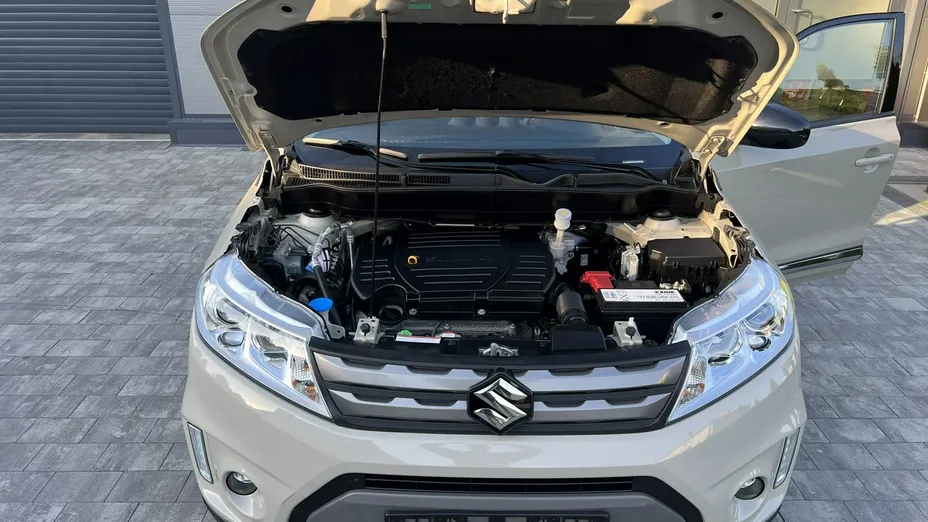 SUZUKI Vitara -