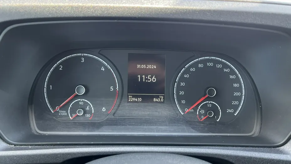VOLKSWAGEN Caddy -