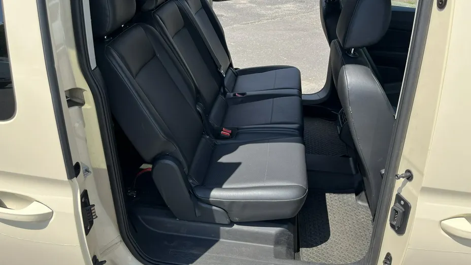 VOLKSWAGEN Caddy -