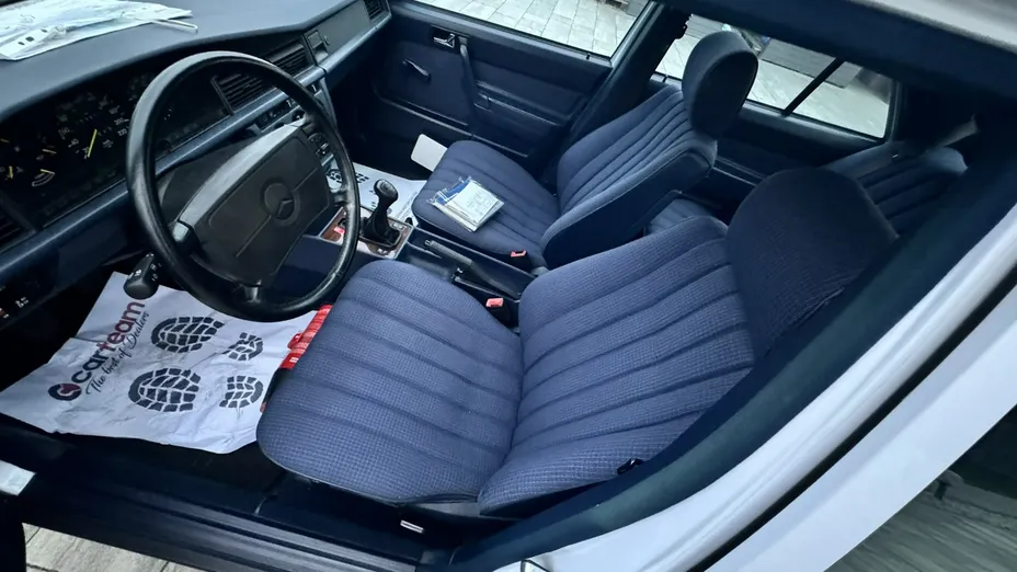 MERCEDES-BENZ W201 -