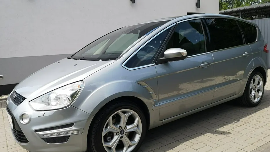FORD S-MAX -