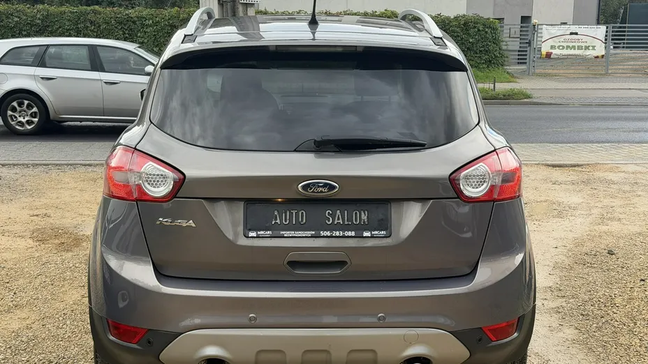 FORD Kuga -