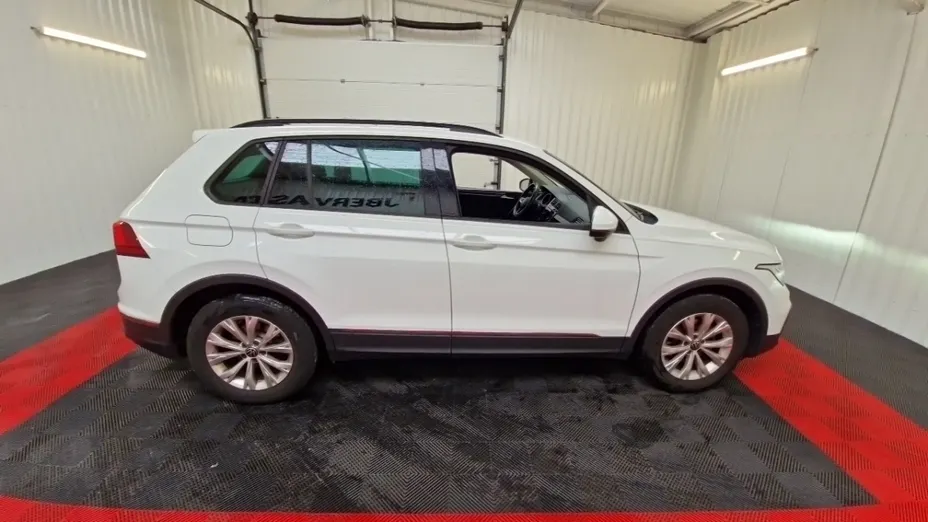 Volkswagen Tiguan -