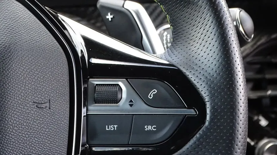 PEUGEOT 2008 -