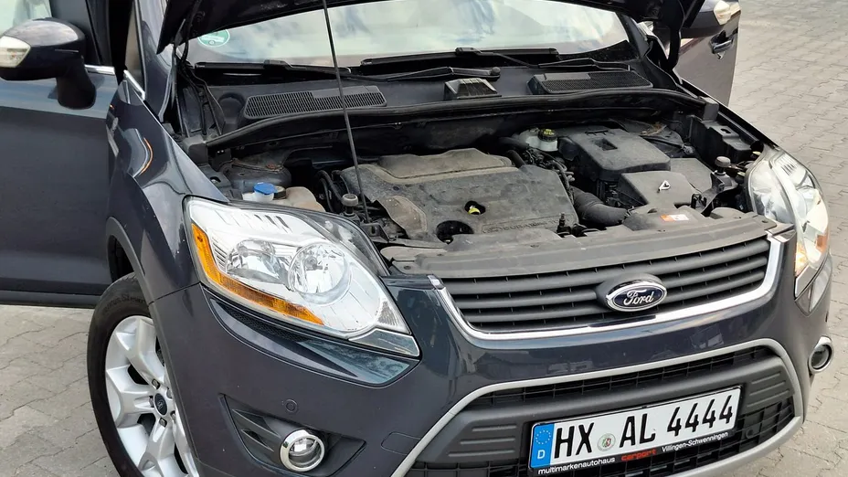 FORD Kuga -