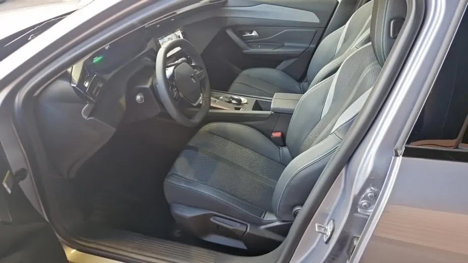 PEUGEOT 308 -