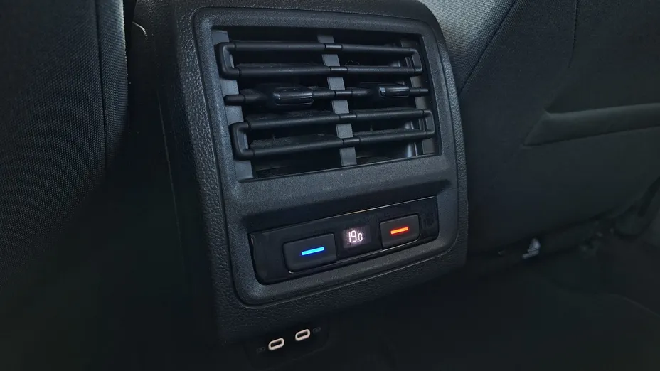 VOLKSWAGEN Golf Golf VIII 1.5 eTSI EVO Style DSG