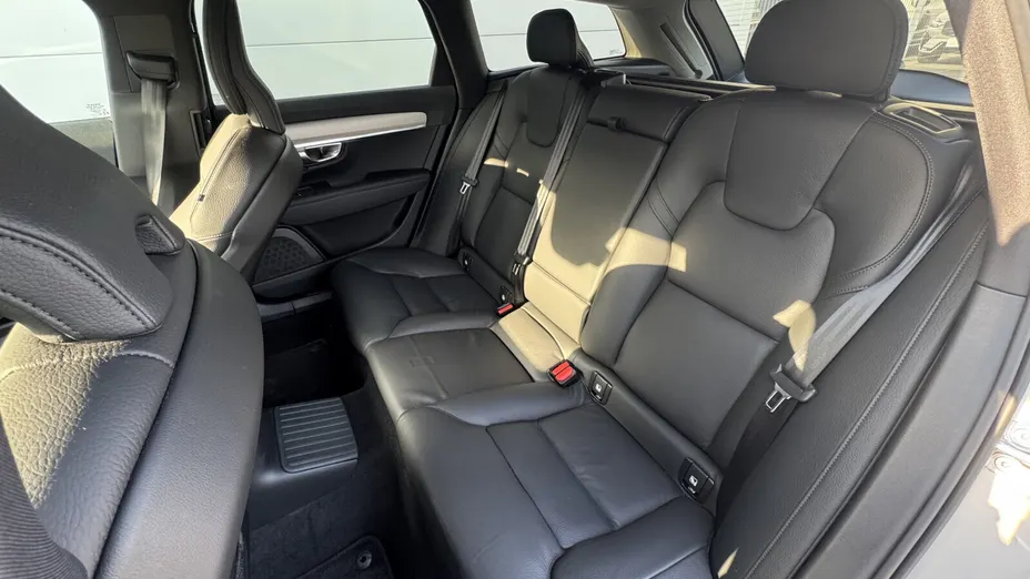 VOLVO V90 V90 T6 AWD Plug-In Hybrid Plus Dark aut