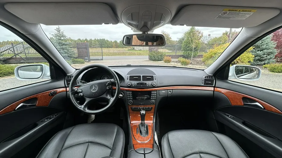 MERCEDES-BENZ E Klasa -