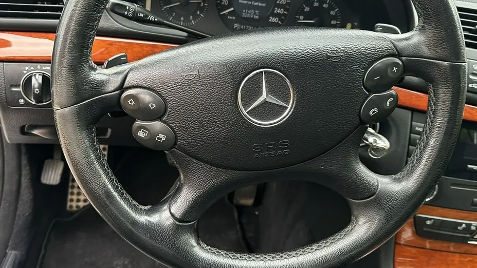 MERCEDES-BENZ E Klasa -