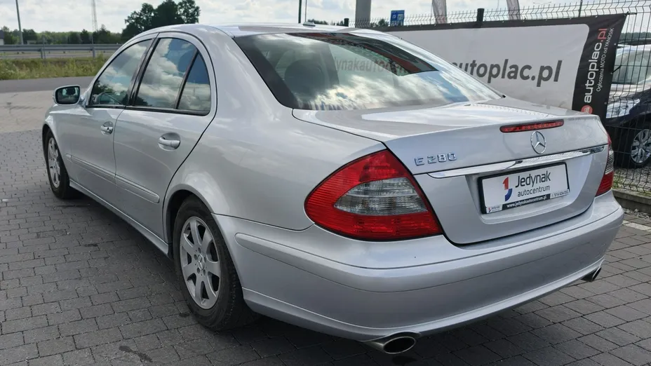 MERCEDES-BENZ E Klasa -