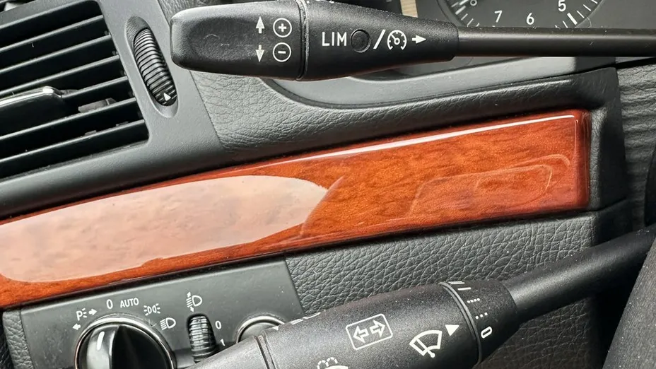 MERCEDES-BENZ E Klasa -