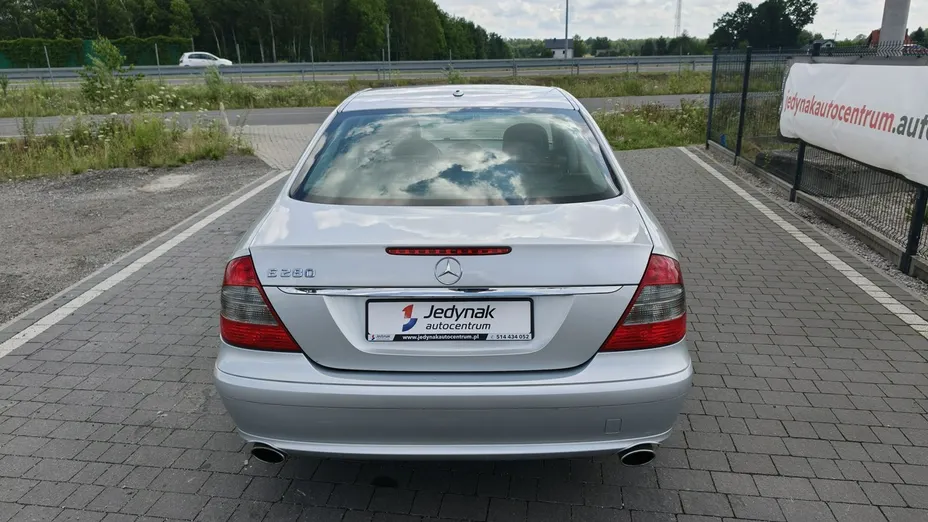 MERCEDES-BENZ E Klasa -