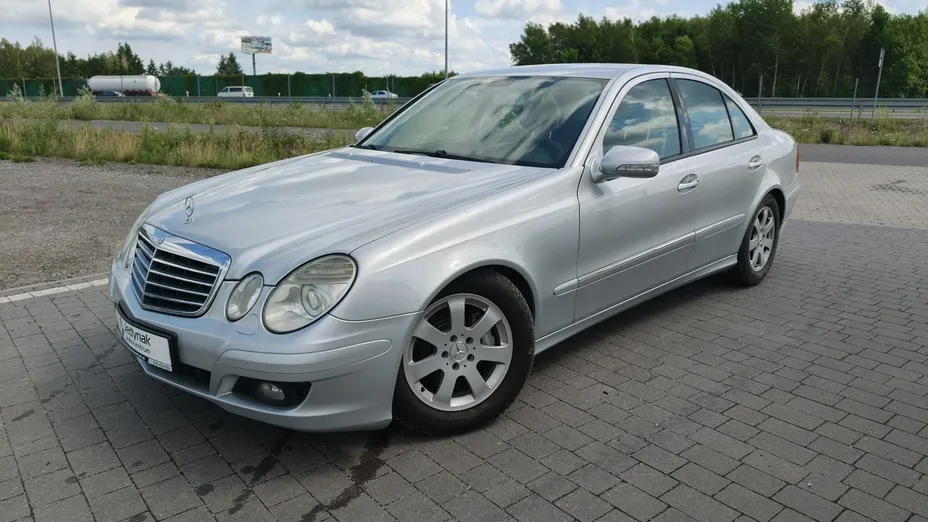 MERCEDES-BENZ E Klasa -