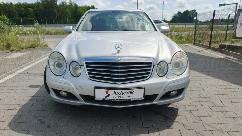 MERCEDES-BENZ E Klasa -