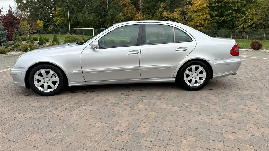 MERCEDES-BENZ E Klasa -