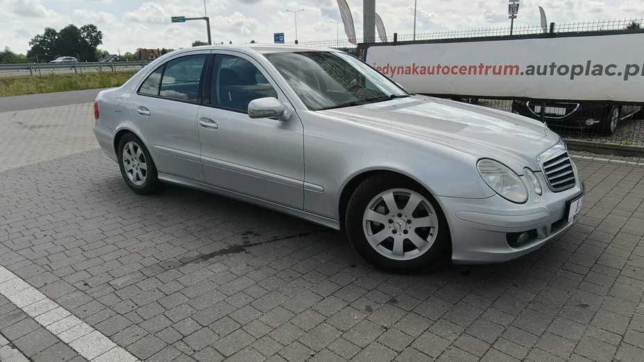 MERCEDES-BENZ E Klasa -