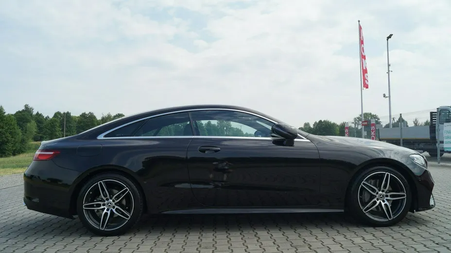 MERCEDES-BENZ E Klasa -