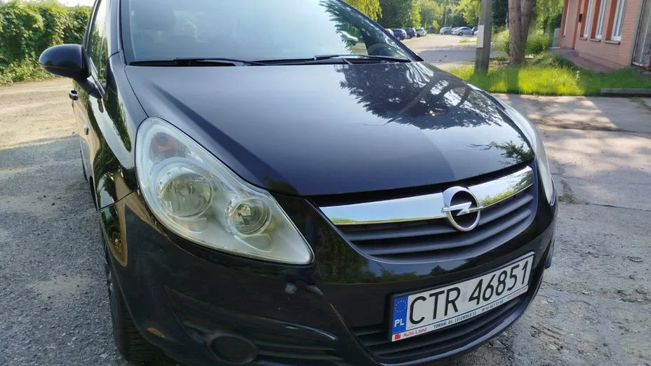 OPEL Corsa -