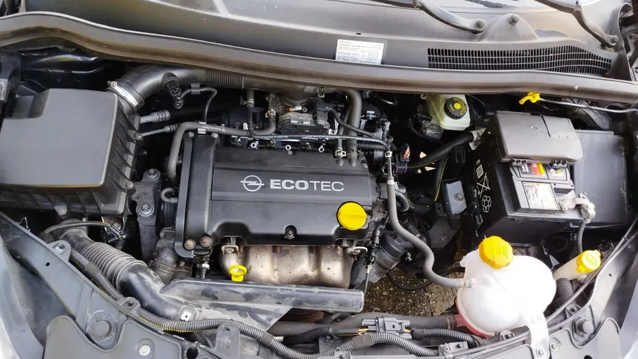 OPEL Corsa -
