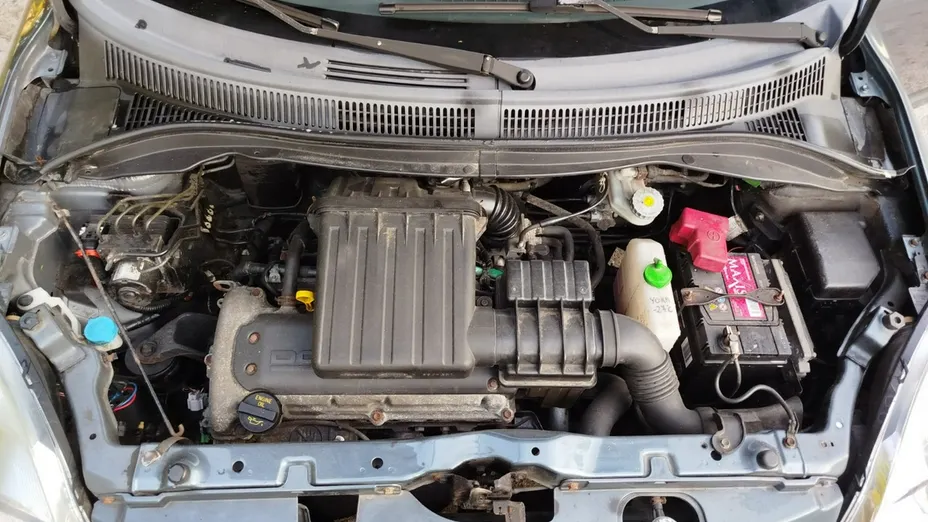 SUZUKI Swift -