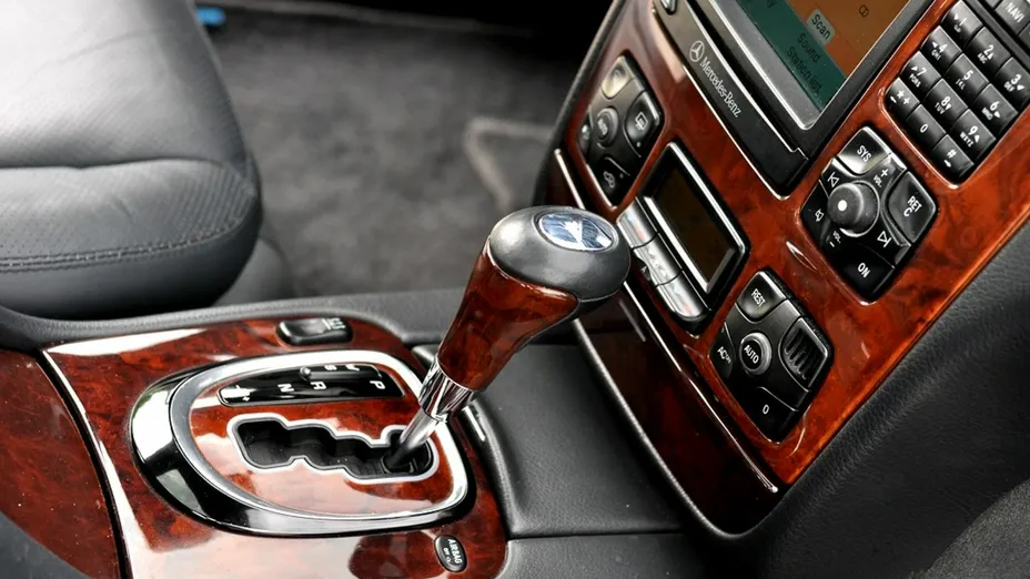 MERCEDES-BENZ S Klasa -