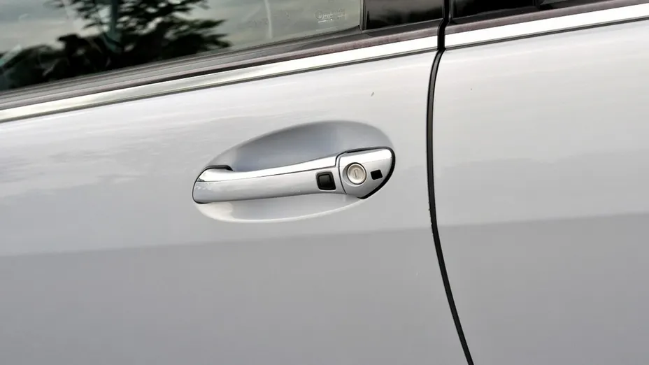 MERCEDES-BENZ S Klasa -