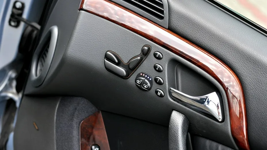 MERCEDES-BENZ S Klasa -