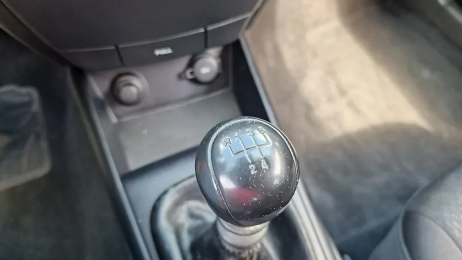 HYUNDAI i30 -