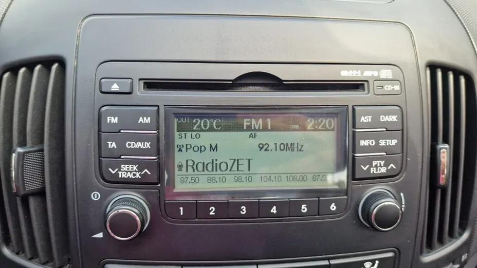 HYUNDAI i30 -