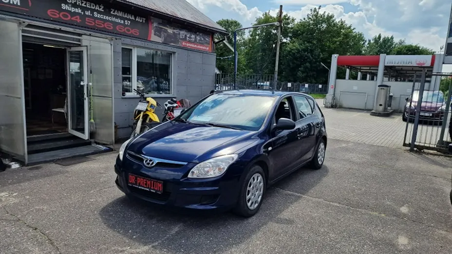 HYUNDAI i30 -