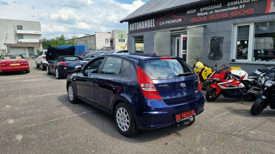 HYUNDAI i30 -