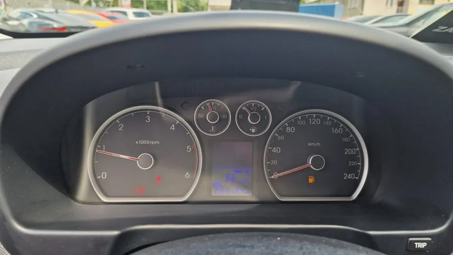 HYUNDAI i30 -