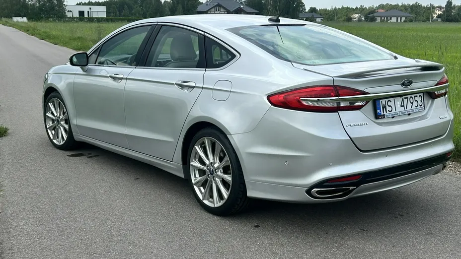 FORD Fusion -