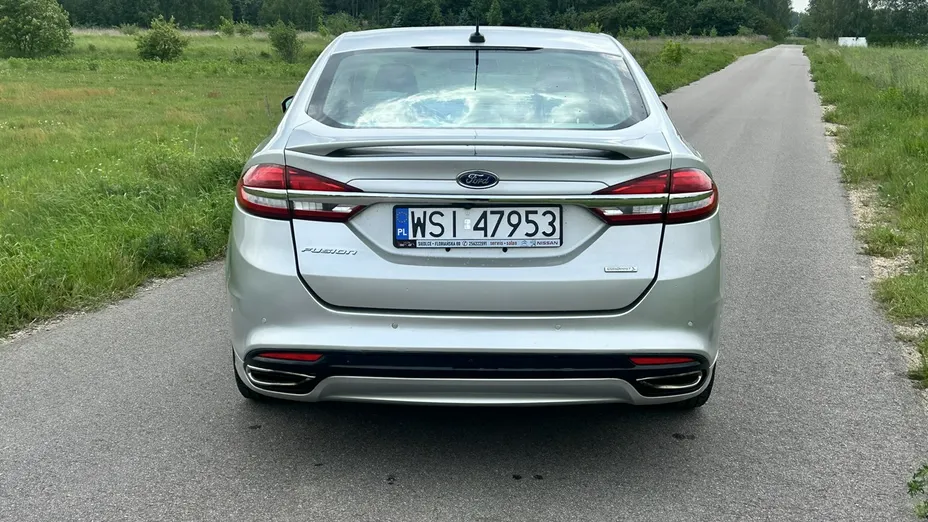 FORD Fusion -