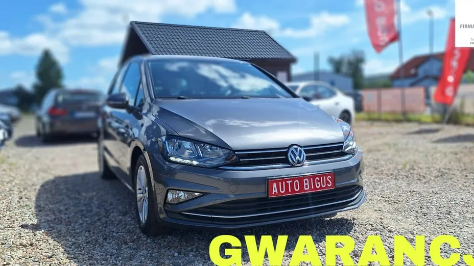 VOLKSWAGEN Golf Sportsvan -