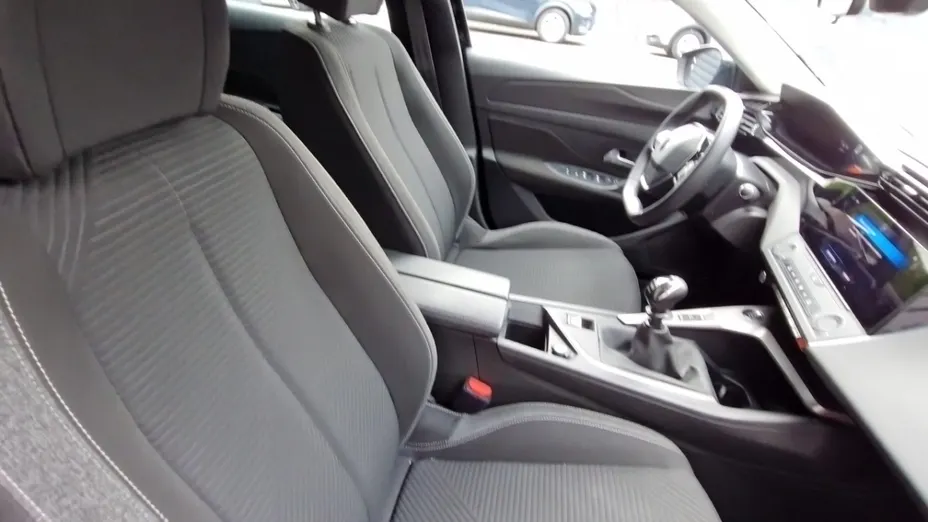 PEUGEOT 308 -
