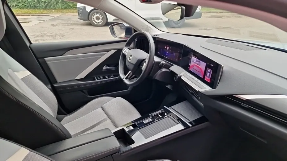 OPEL Astra -