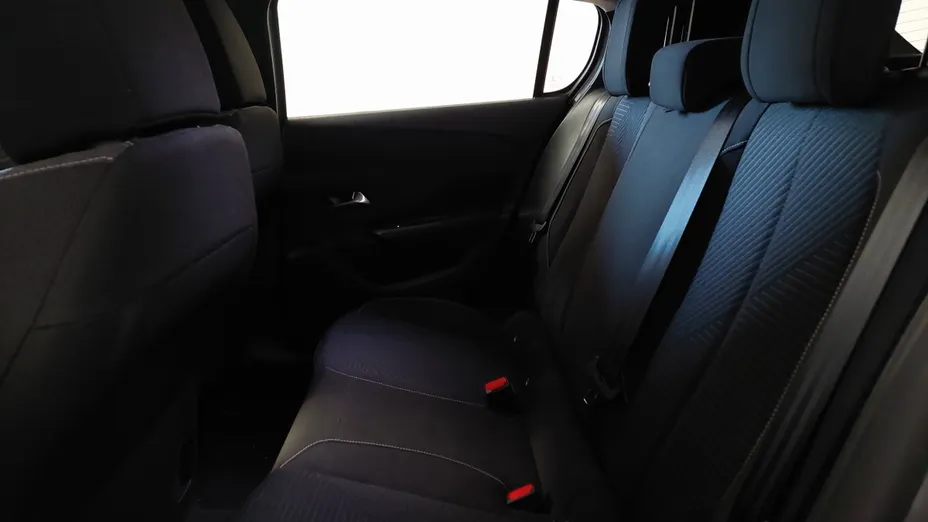 PEUGEOT 308 -
