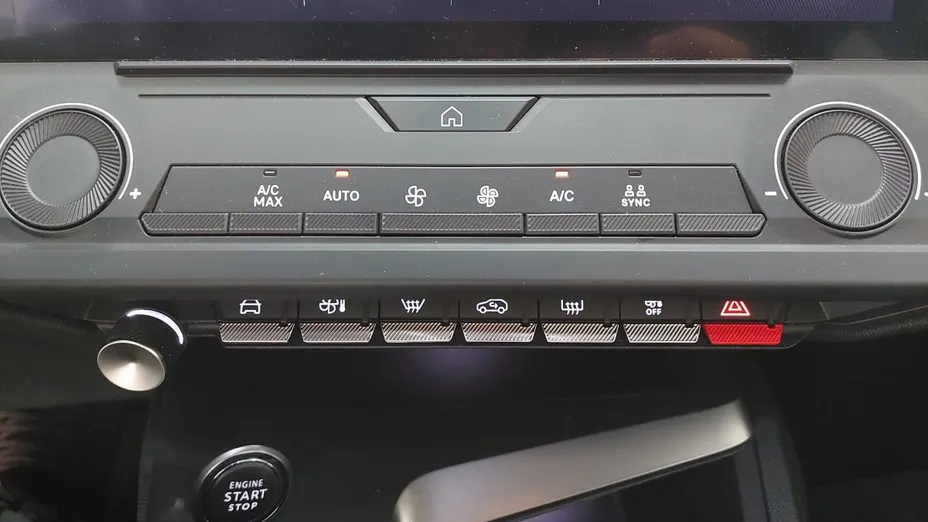 PEUGEOT 308 -