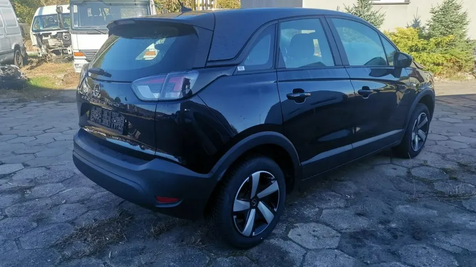 OPEL Crossland X -