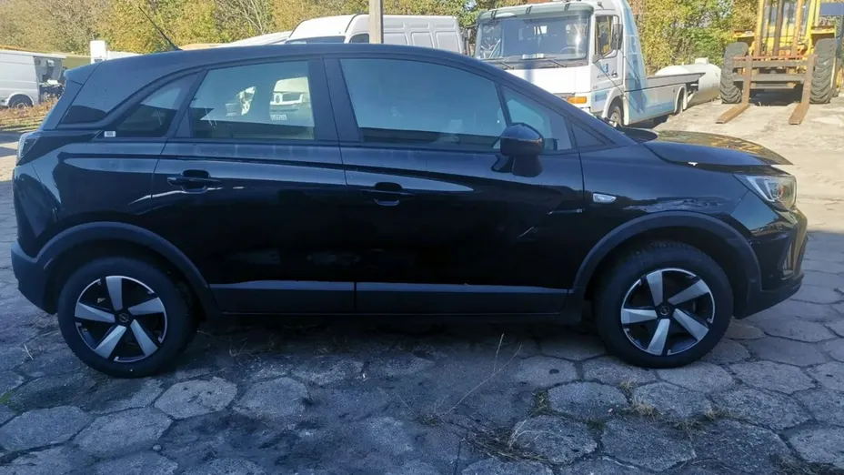 OPEL Crossland X -